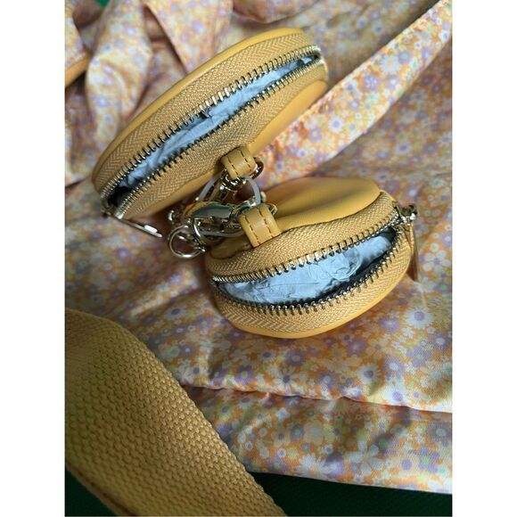 Steve Madden Girl soft Nylon Weekender Bag - Picture 16 of 16